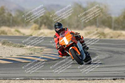 media/Dec-04-2025-Racers Edge (Thu) [[5ebc9f124d]]/3-B Group/1-Session 1 (Turn 7)/